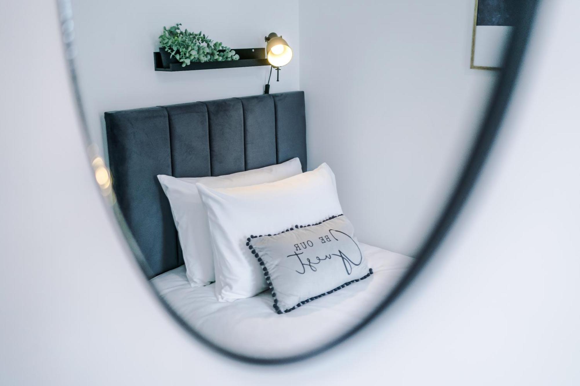 Modern Premium 3 Bed Hidden Gem - Central Location バーンズリー エクステリア 写真
